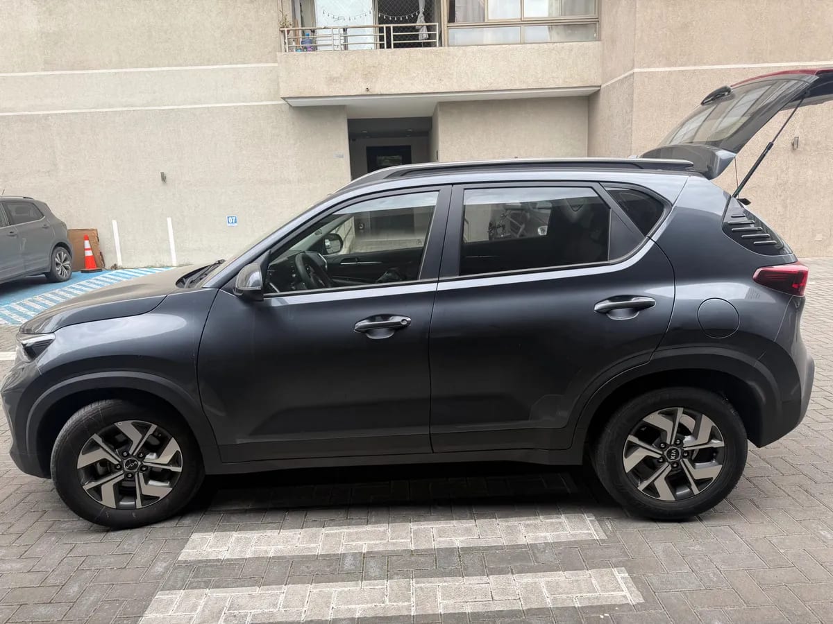 KIA MOTORS SONET 1.5 Ex Full Plus Mt año 2021