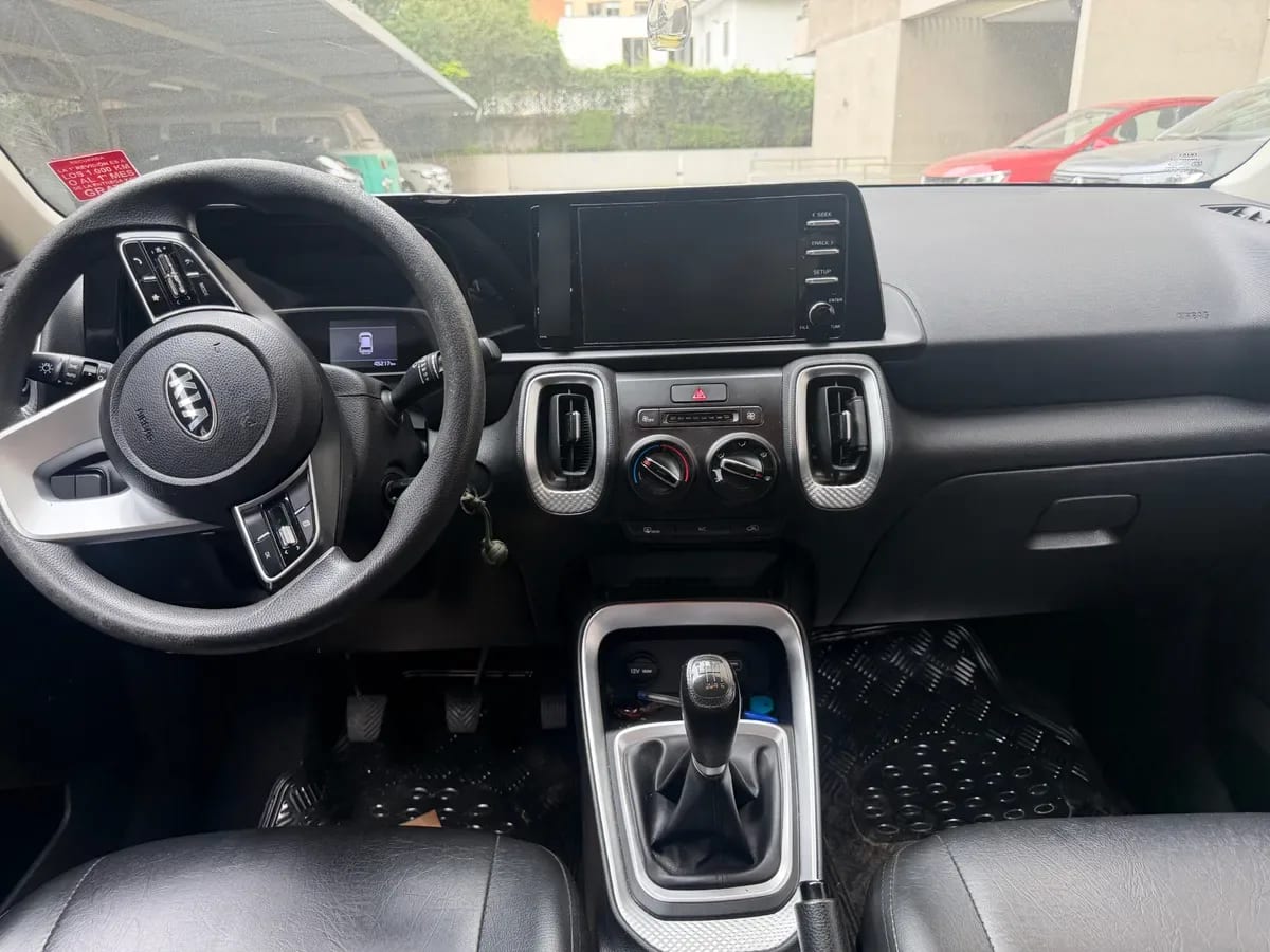 KIA MOTORS SONET 1.5 Ex Full Plus Mt año 2021