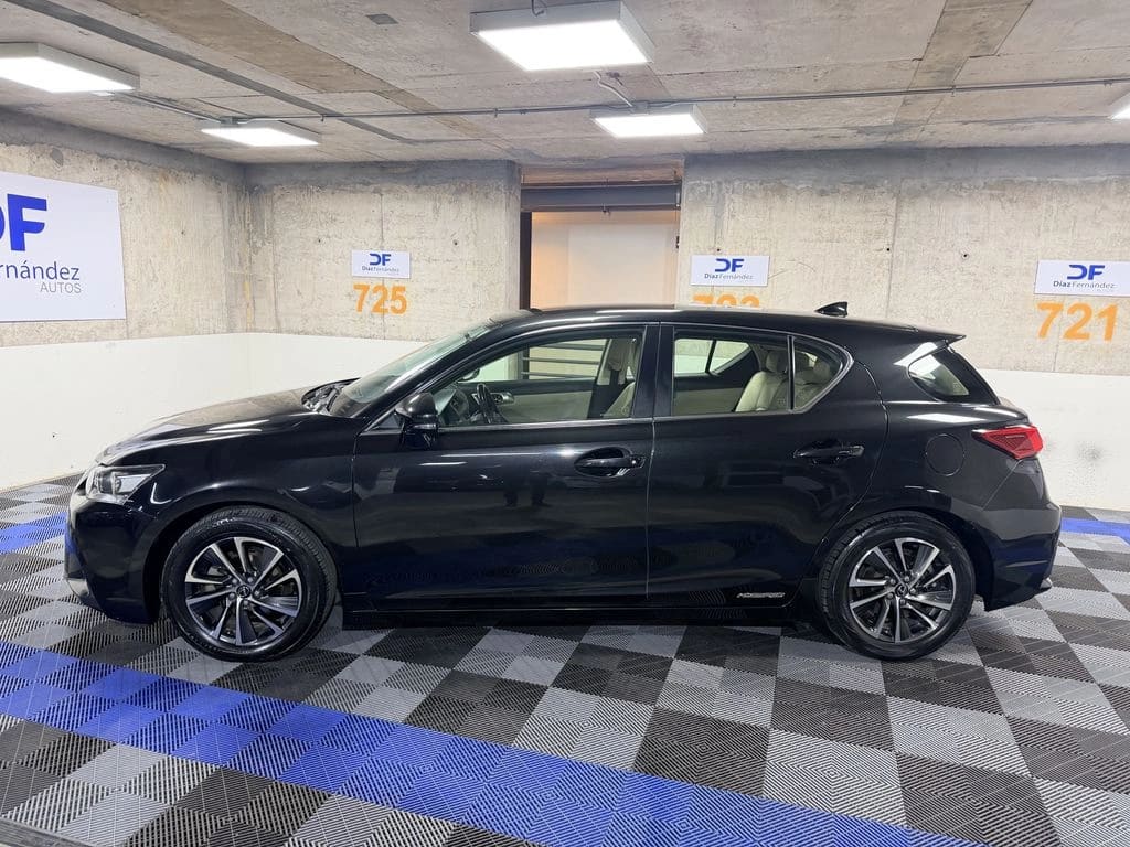 Lexus Ct200h Hibrido año 2018