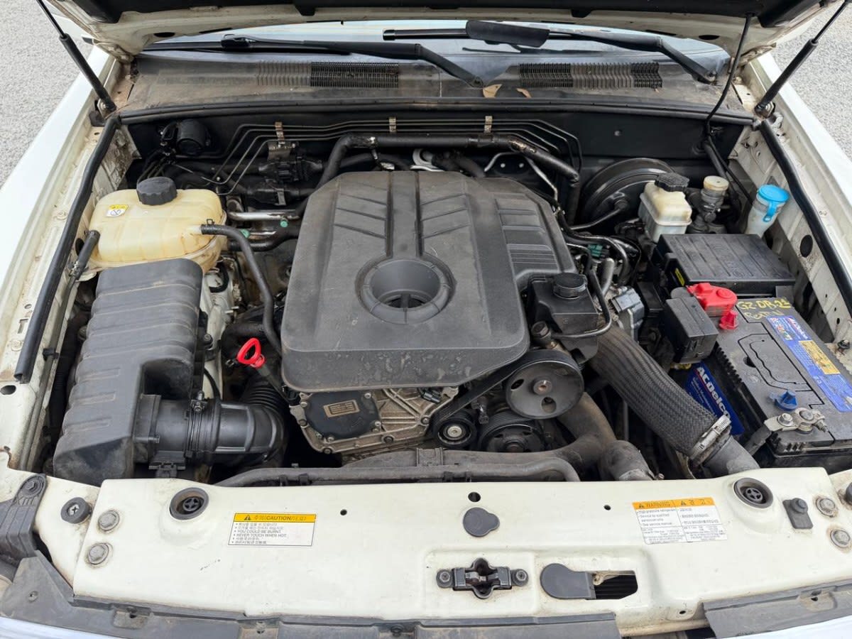 Ssangyong Rexton 4x2 Mt6 2.0 Hdi año 2015