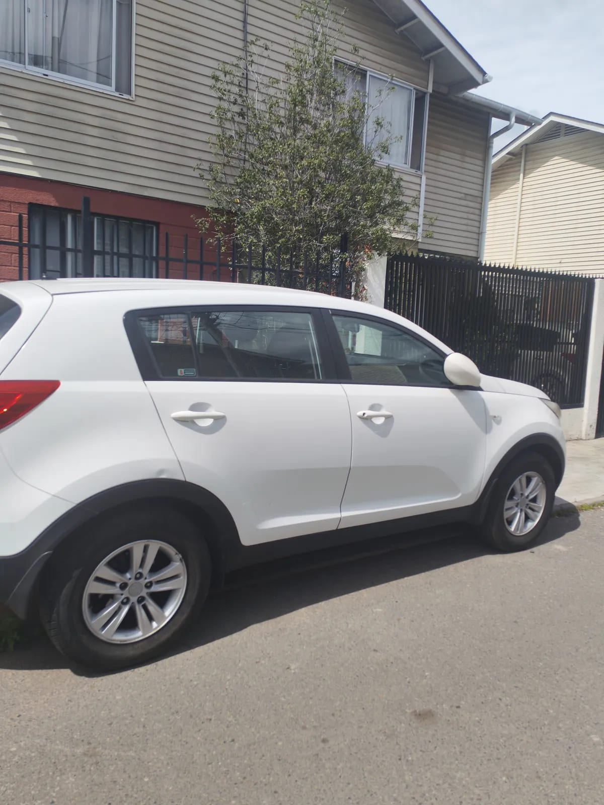 KIA MOTORS SPORTAGE 2.0 Lx Ac Dab Abs Mt 4x4 año 2012