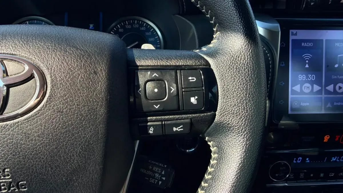 Toyota Fortuner 2.8 Srx Tdi Diesel 4x4 At 5p año 2022