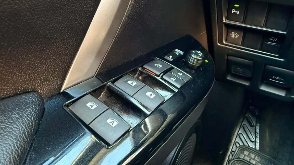 Toyota Fortuner 2.8 Srx Tdi Diesel 4x4 At 5p año 2022