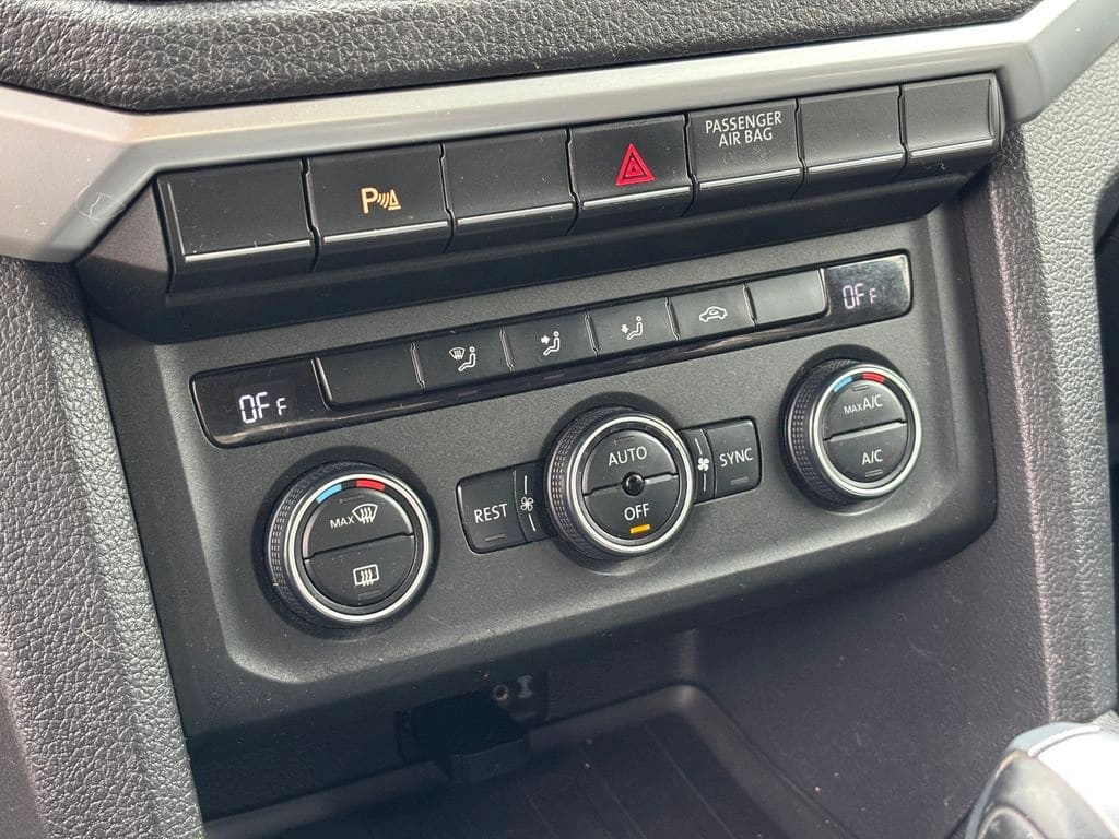 Volkswagen Amarok 2.0 T Highline 4x4 Aut año 2019
