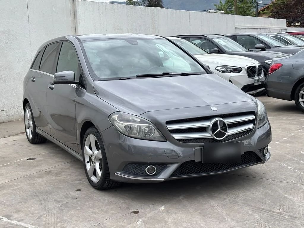 Mercedes-Benz B 180 1.6 Turbo Auto año 2014