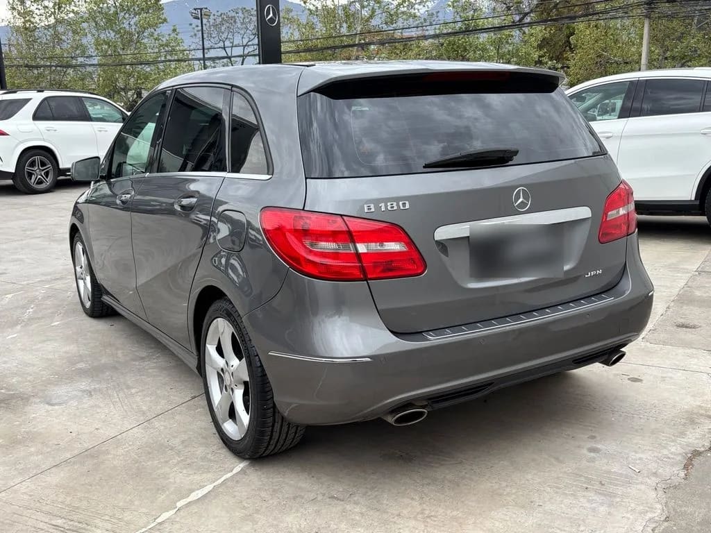Mercedes-Benz B 180 1.6 Turbo Auto año 2014