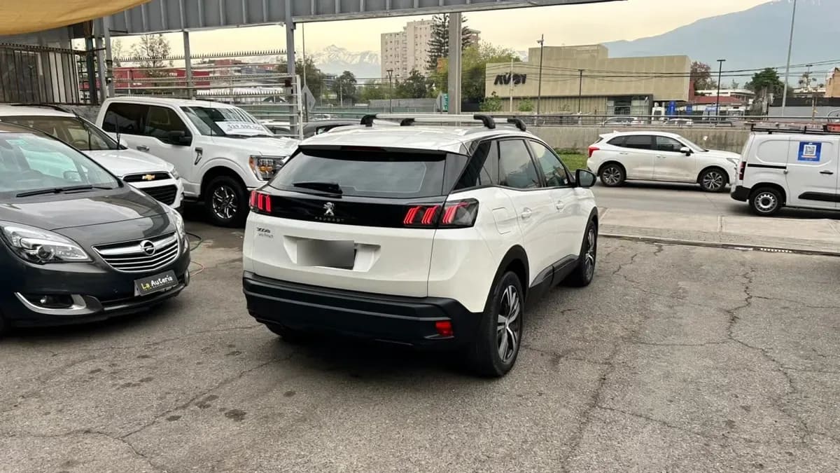 Peugeot 3008 Blue Hdi 130 1.5 año 2022