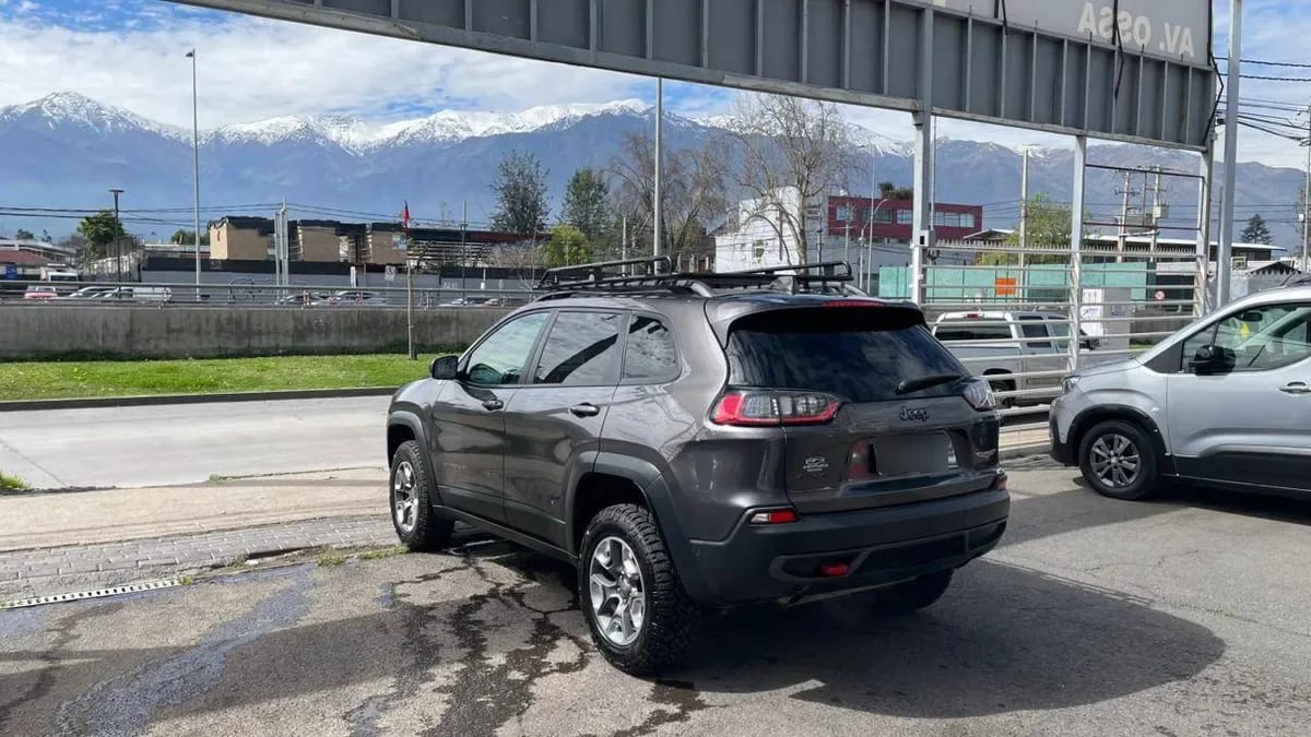 Jeep Cherokee 3.2 Trailhawk 4x4 At 5p año 2019