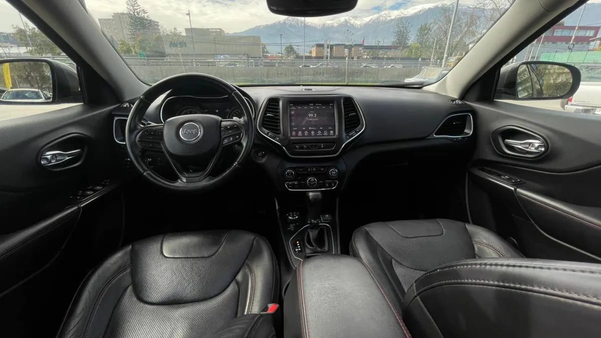 Jeep Cherokee 3.2 Trailhawk 4x4 At 5p año 2019