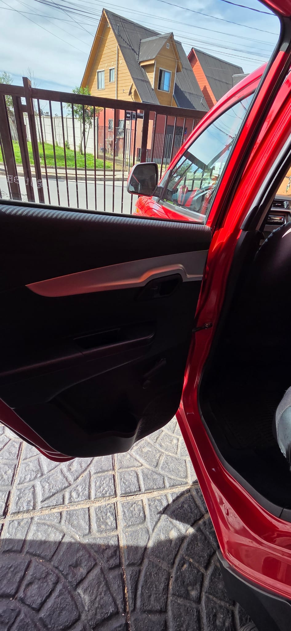MAHINDRA KUV100 1.2 Elite Mt año 2022