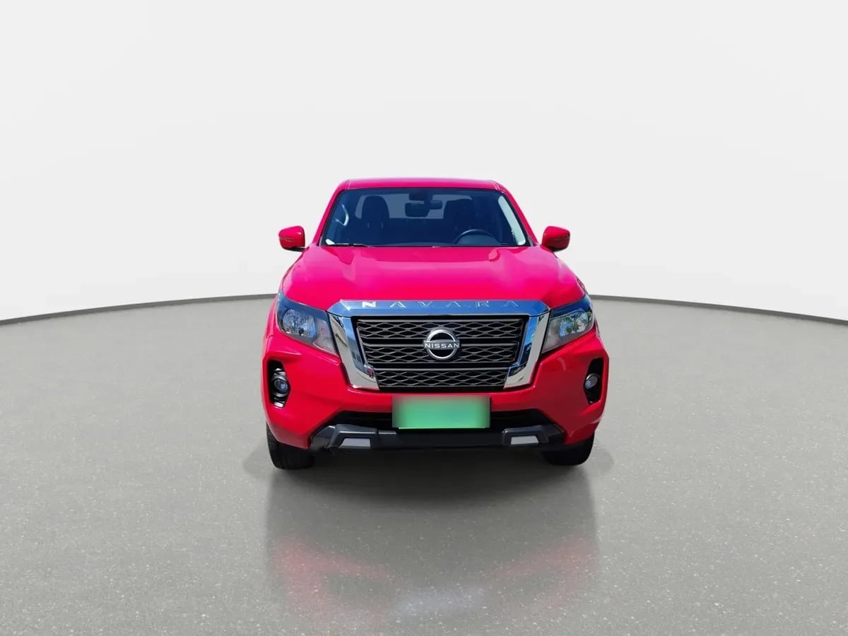 Nissan Navara 2.3d Xe Diesel 4x2 Dob.cab. Mt 4p año 2024
