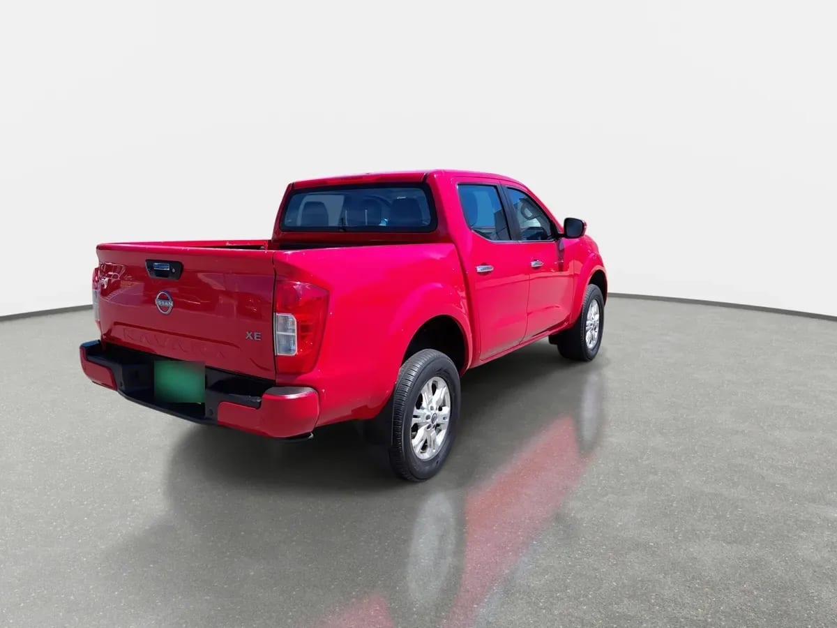 Nissan Navara 2.3d Xe Diesel 4x2 Dob.cab. Mt 4p año 2024