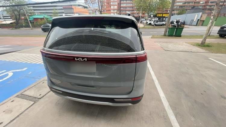 Kia Carnival 3.5 Ex 4x2 8at 5p año 2022