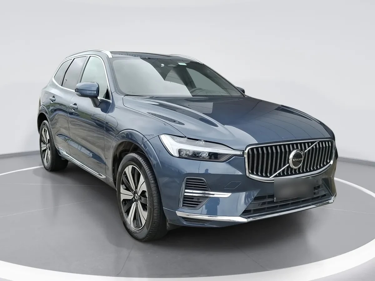 Volvo Xc60 2.0 T8 Recharge Plus Hybrid Awd At 5p año 2025