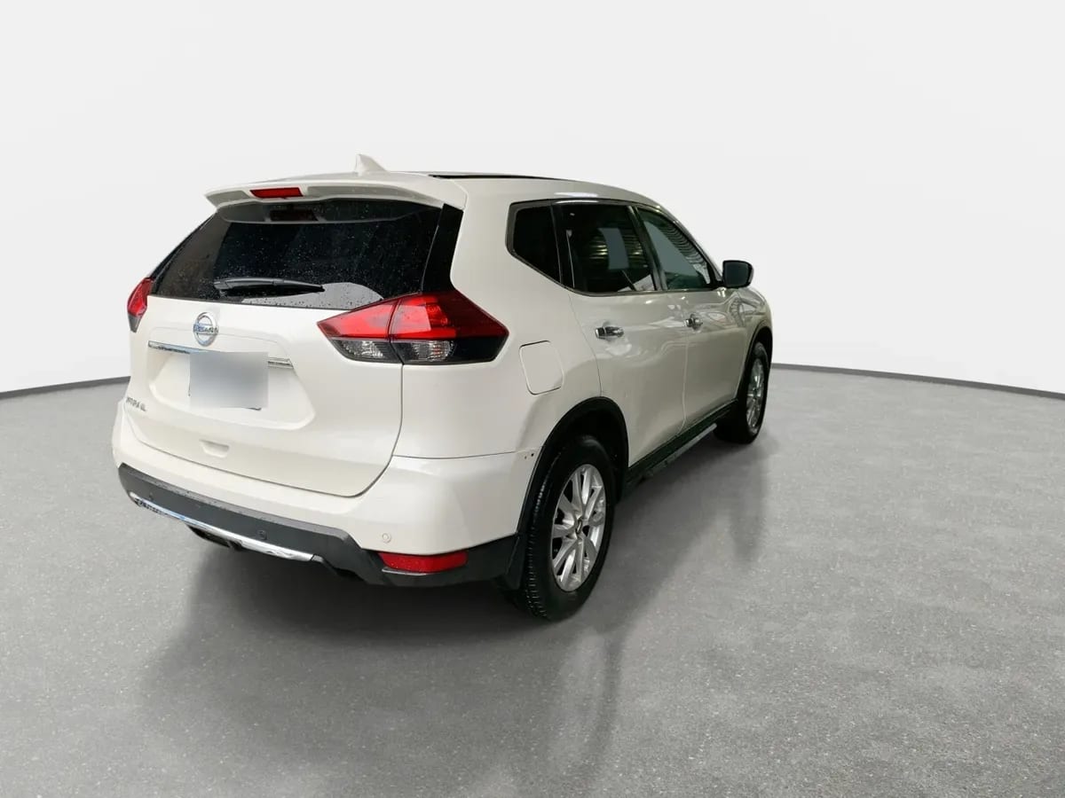 Nissan X-Trail 2.5 Sense Mc 4x2 3row Cvt At 5p año 2021