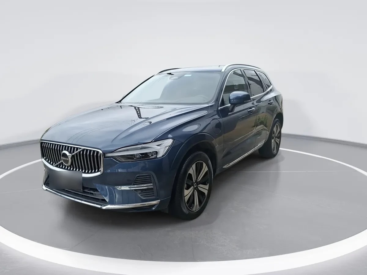 Volvo Xc60 2.0 T8 Recharge Plus Hybrid Awd At 5p año 2025