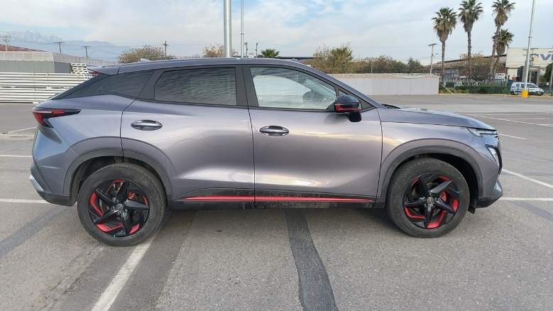Omoda C5 1.5t Luxury 4x2 Cvt At 5p año 2024