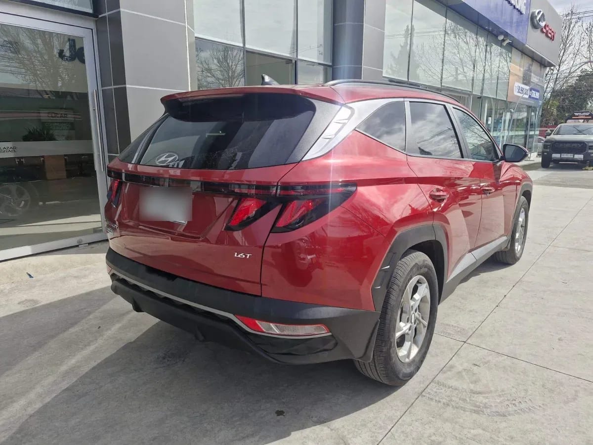 Hyundai Tucson 1.6 Nx4 Plus 2wd At 5p año 2024