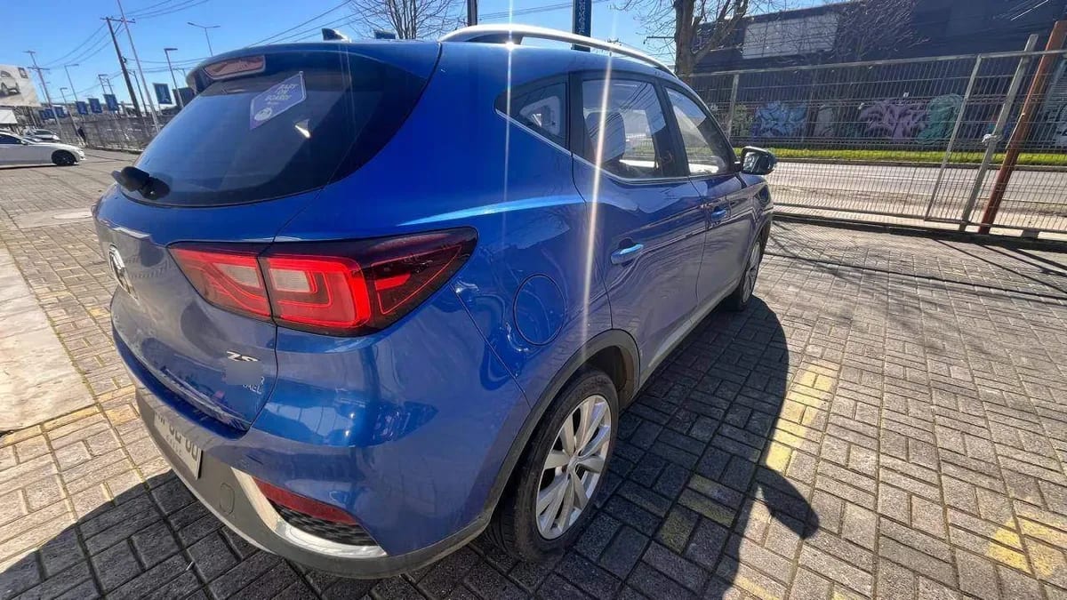 MG Mg Zs 1.5 Comfort 4x2 At 5p año 2022