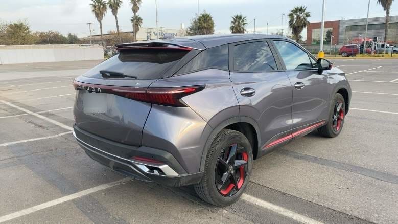 Omoda C5 1.5t Luxury 4x2 Cvt At 5p año 2024