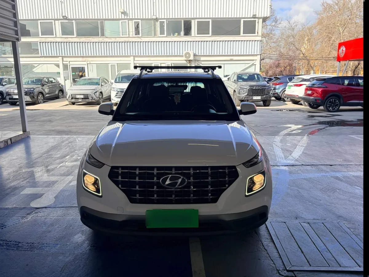 Hyundai Venue 1.6 Qx Value 4x2 Mt 5p año 2020