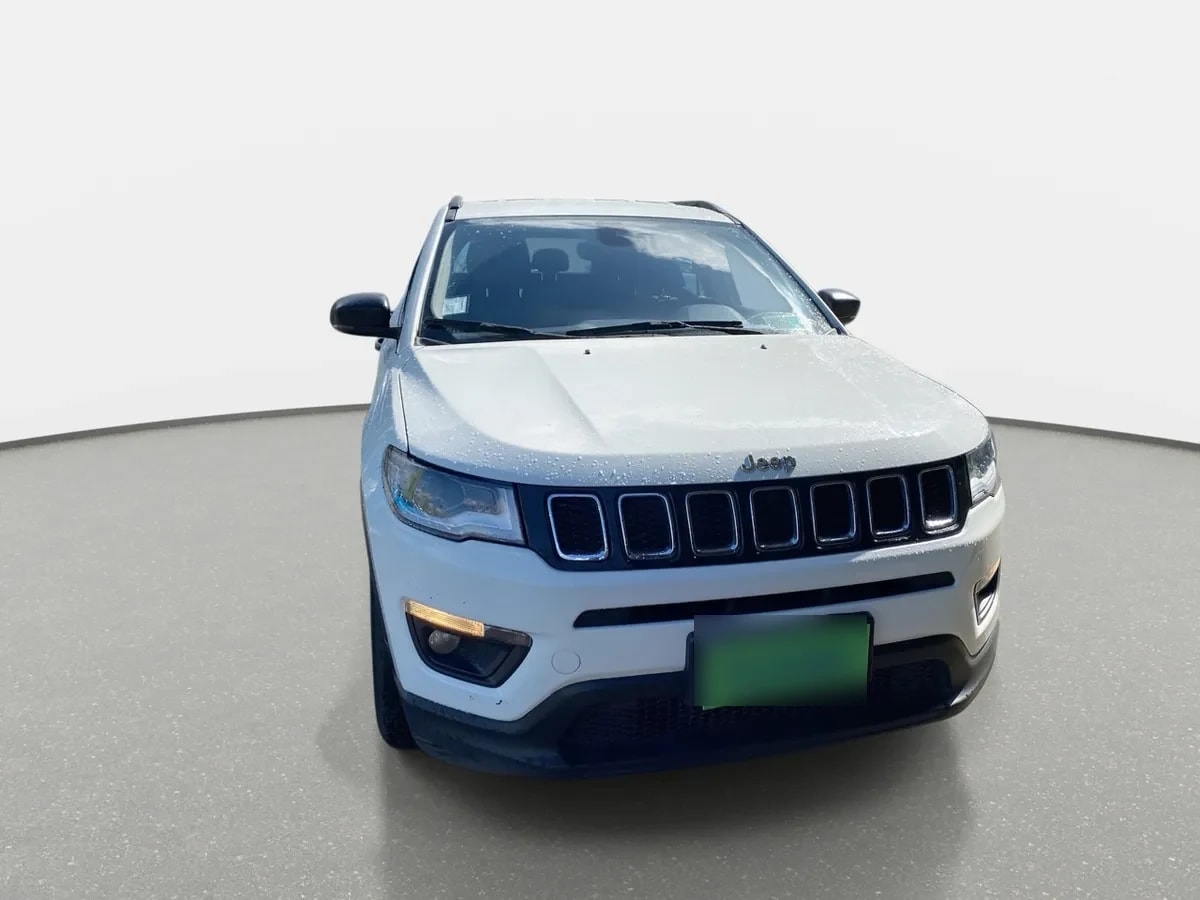 Jeep Compass 2.4 Sport Lx 4x2 6mt 5p año 2019