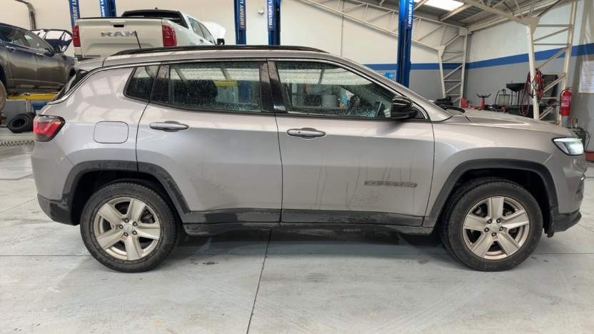 Jeep Compass 1.3 Sport 4x2 At 5p año 2024