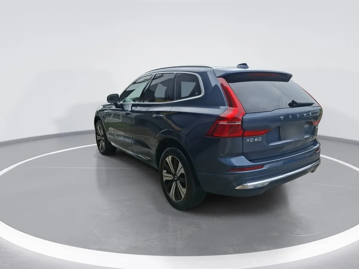 Volvo Xc60 2.0 T8 Recharge Plus Hybrid Awd At 5p año 2025