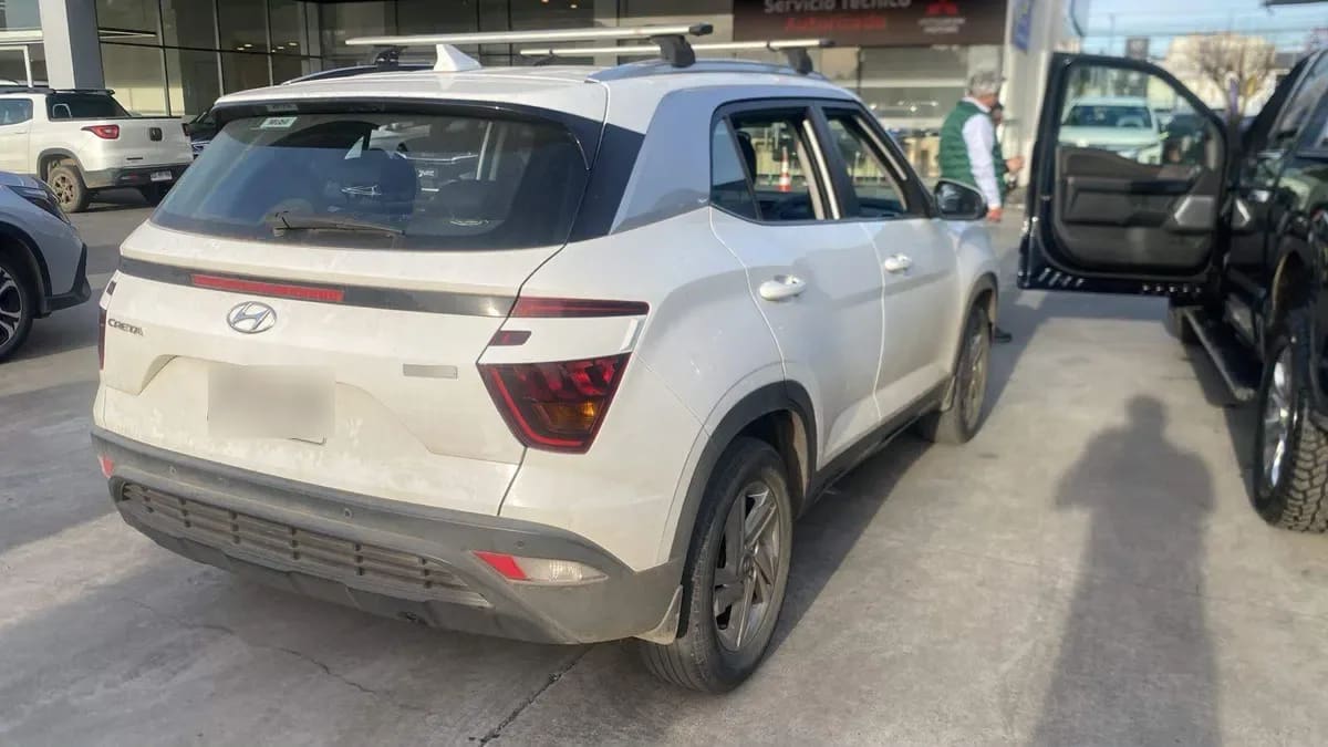 Hyundai Creta 1.5 Plus Su2i 4x2 Mt 5p año 2021