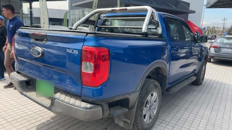 Ford Ranger 2.0 Xls Diesel 4x2 Dob. Cab. Mt 4p año 2024