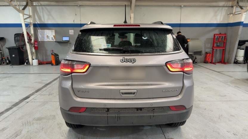 Jeep Compass 1.3 Sport 4x2 At 5p año 2024