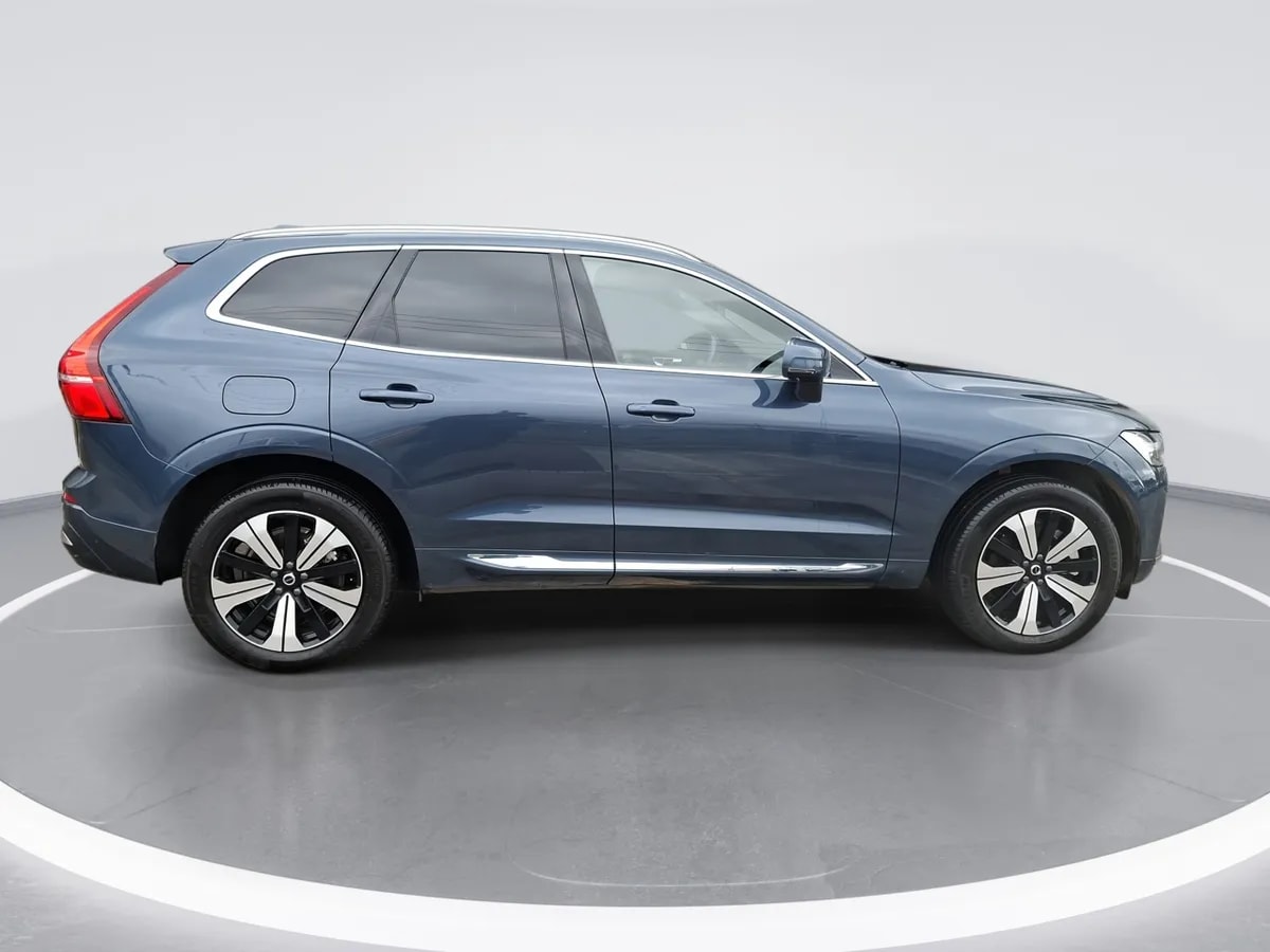 Volvo Xc60 2.0 T8 Recharge Plus Hybrid Awd At 5p año 2025