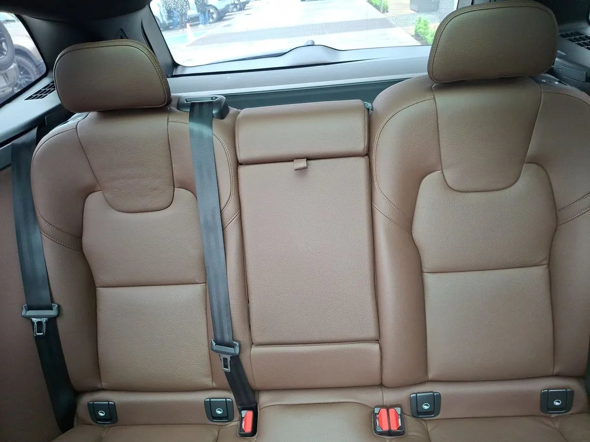 Volvo Xc60 2.0 T8 Recharge Plus Hybrid Awd At 5p año 2025