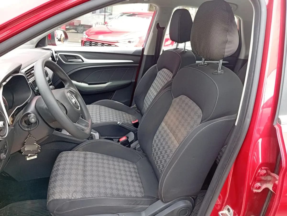 MG Mg Zs 1.5 Std 4x2 Mt 5p año 2023