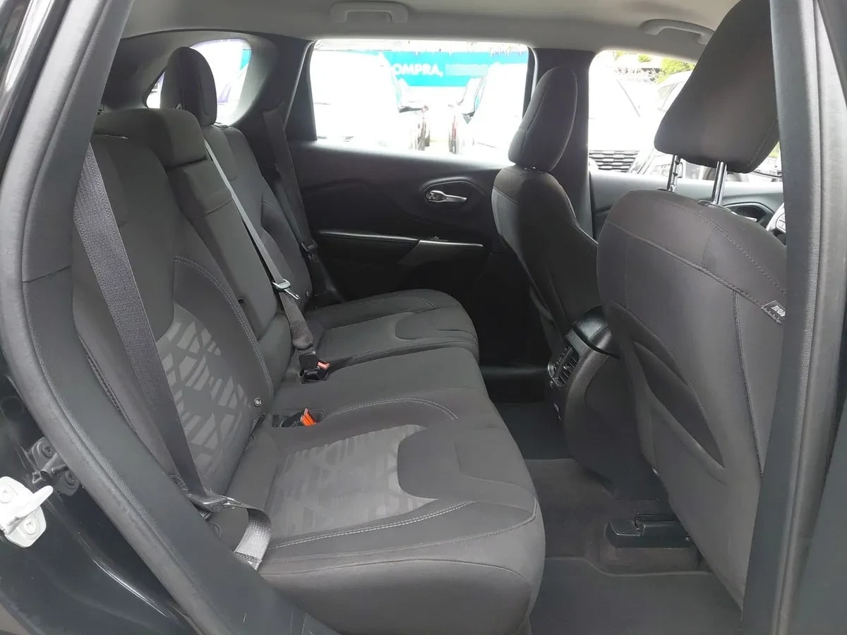 Jeep Cherokee 2.4 Longitude 4x2 At 5p año 2019