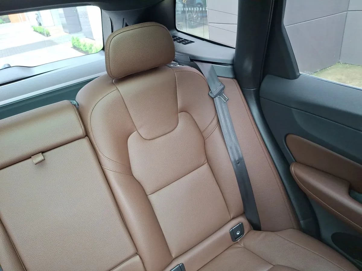 Volvo Xc60 2.0 T8 Recharge Plus Hybrid Awd At 5p año 2025