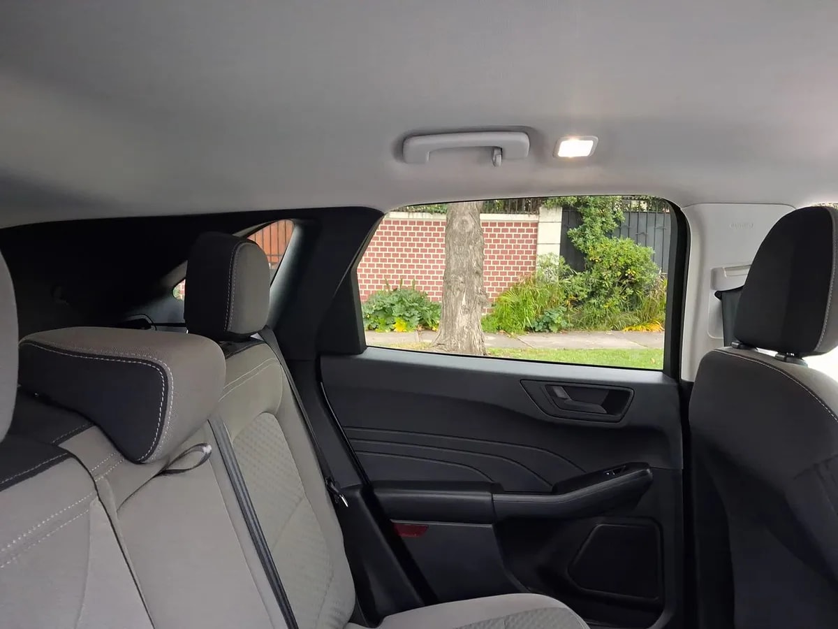 Ford Escape 2.5 Atkinson Se Hibrido Fwd At 5p año 2023