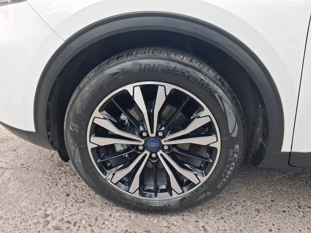 Ford Escape 2.5 Atkinson Se Hibrido Fwd At 5p año 2023