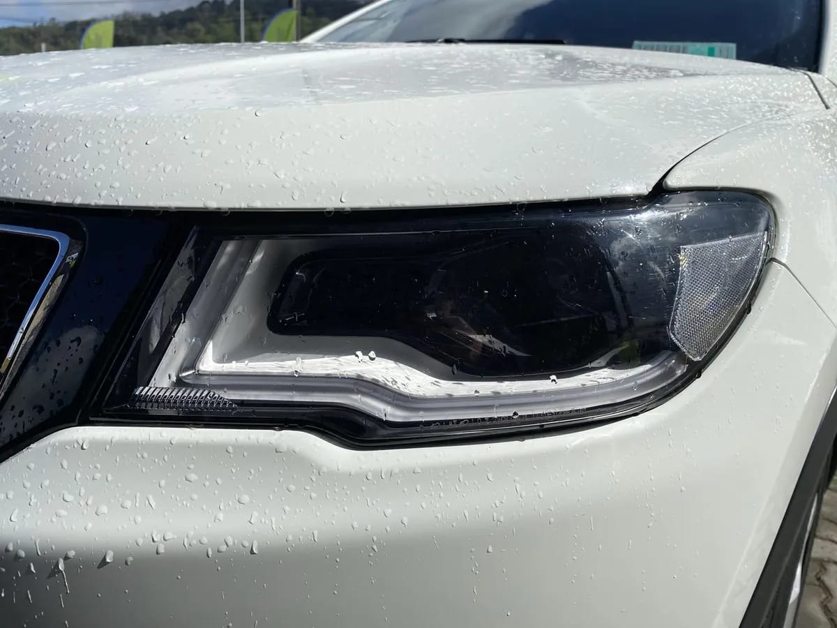 Jeep Compass 2.4 Sport Lx 4x2 6mt 5p año 2019