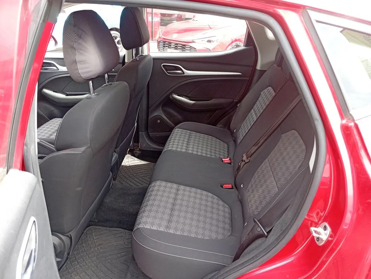 MG Mg Zs 1.5 Std 4x2 Mt 5p año 2023