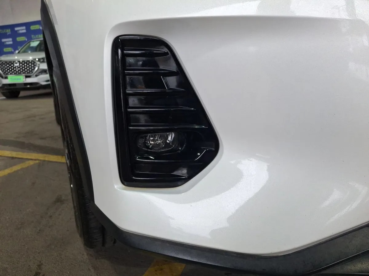 Nissan Kicks 1.6 Advance 4x2 Mt 5p año 2023
