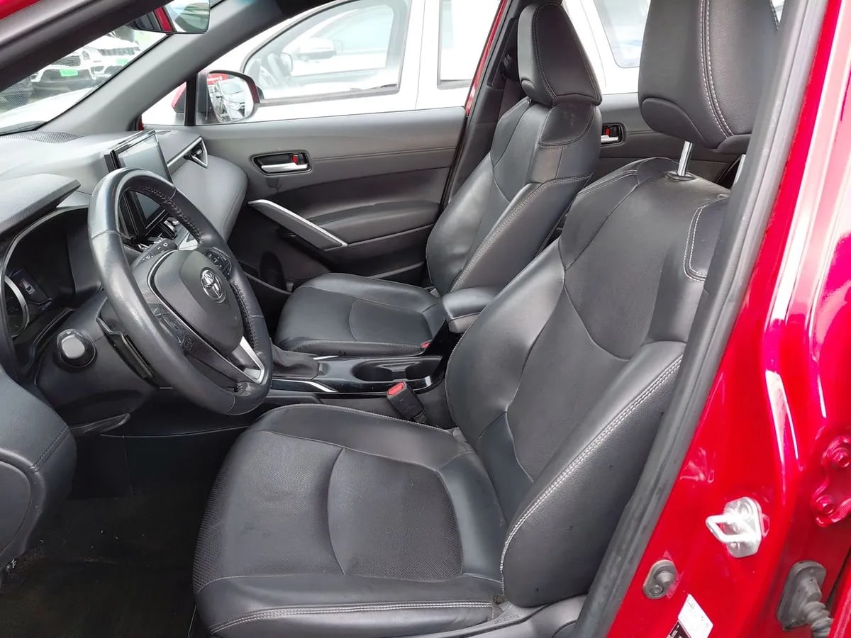 Toyota Corolla Cross 2.0 Seg 4x2 Cvt At 5p año 2023