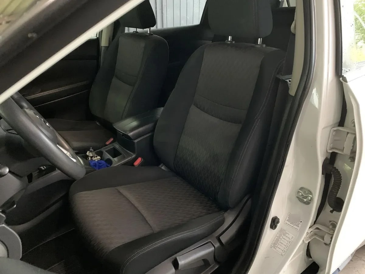 Nissan X-Trail 2.5 Sense Mc 4x2 3row Cvt At 5p año 2021