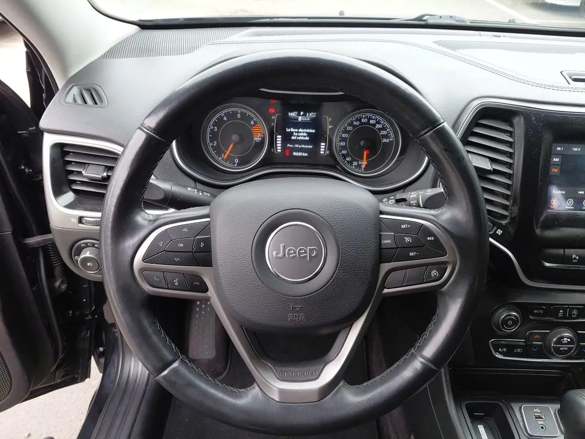 Jeep Cherokee 2.4 Longitude 4x2 At 5p año 2019