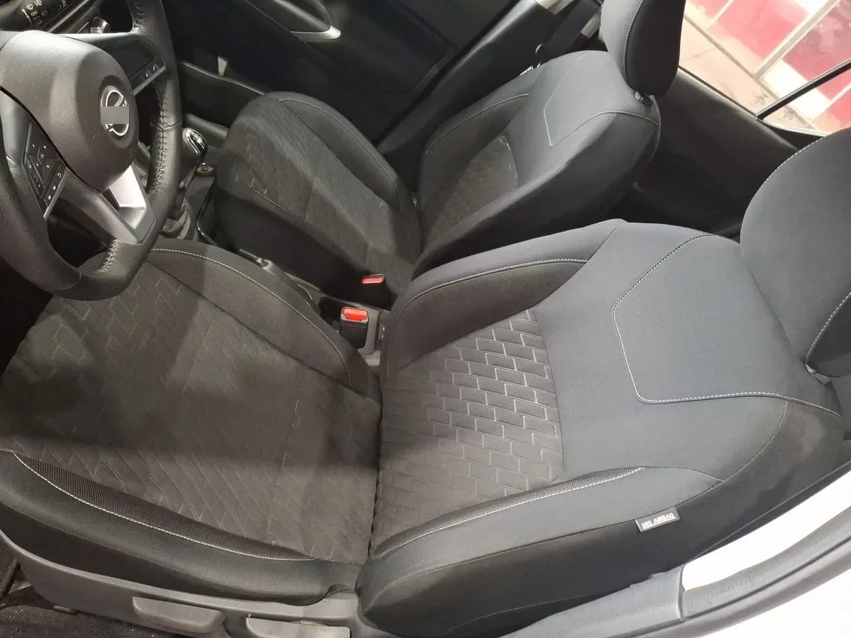 Nissan Kicks 1.6 Advance 4x2 Mt 5p año 2023