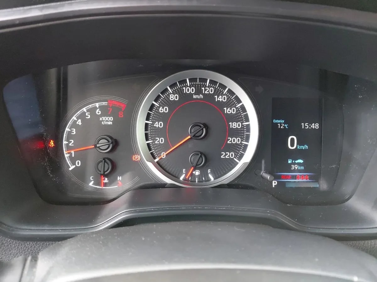 Toyota Corolla Cross 2.0 Seg 4x2 Cvt At 5p año 2023