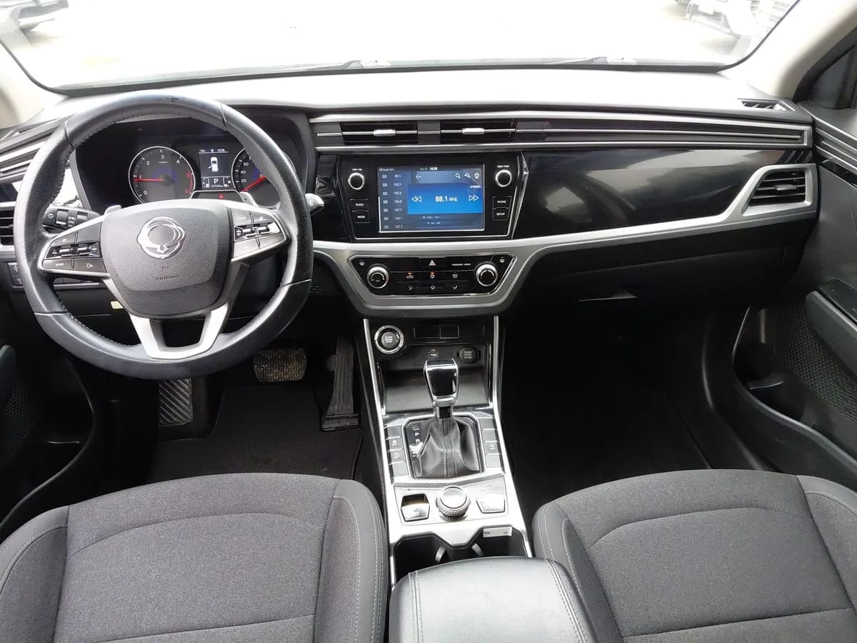 Ssangyong Korando 1.6 Glx Cd211 Td Diesel 4x2 At 5p año 2022