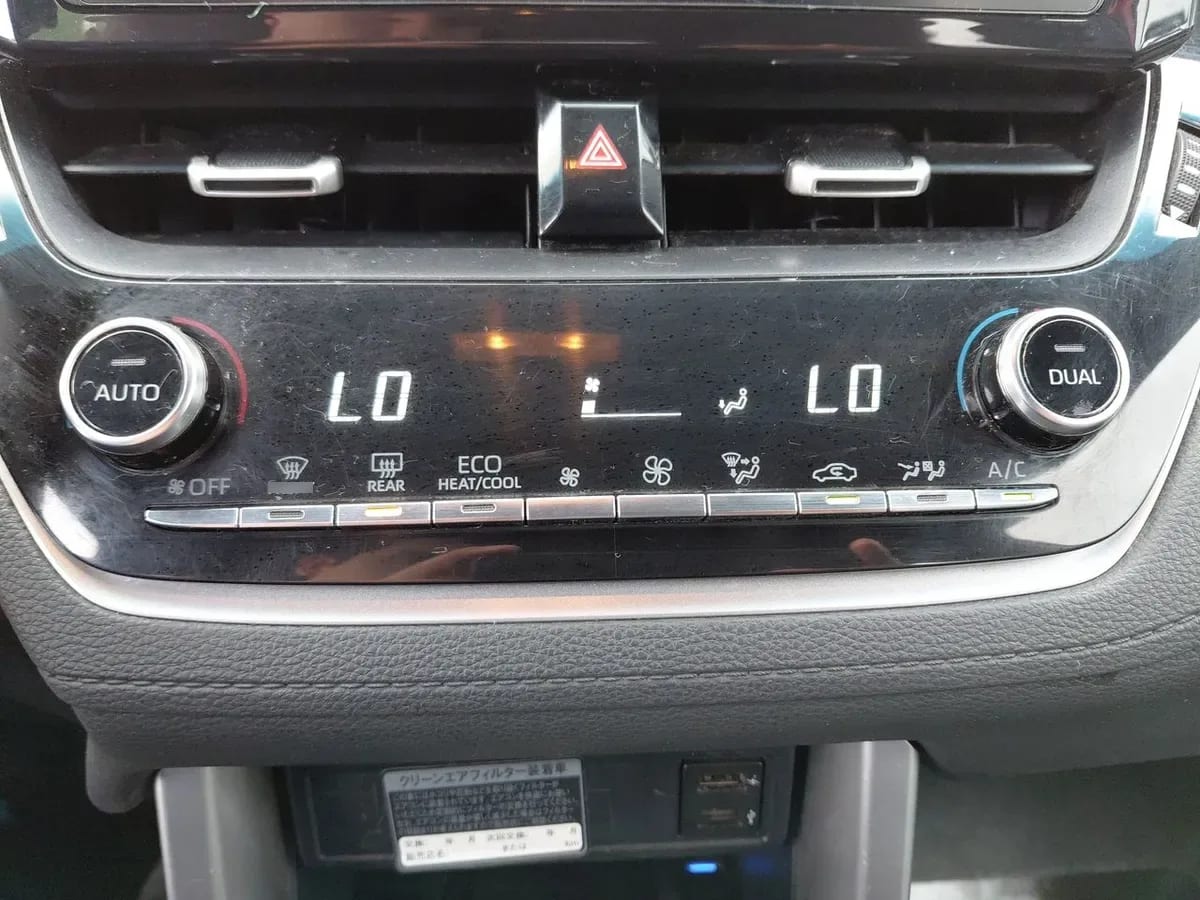 Toyota Corolla Cross 2.0 Seg 4x2 Cvt At 5p año 2023
