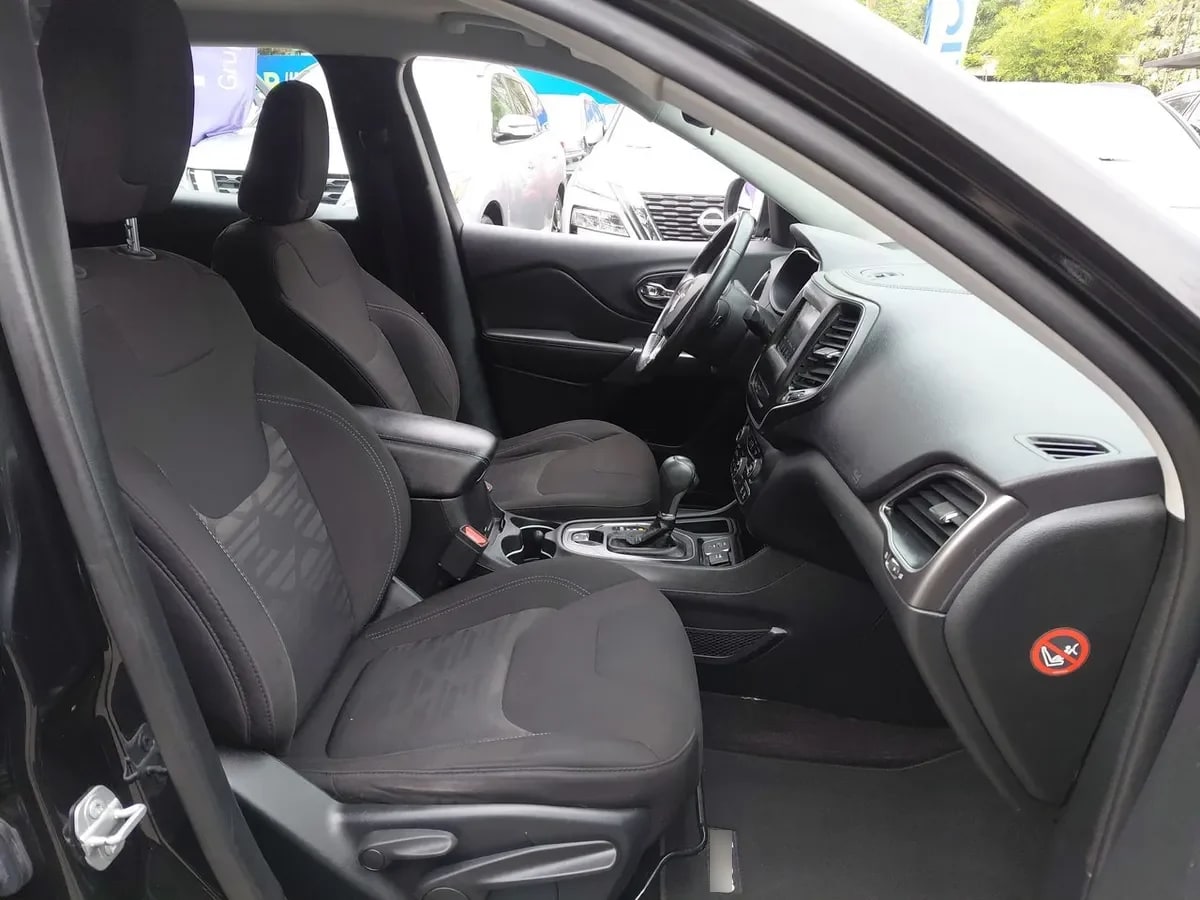 Jeep Cherokee 2.4 Longitude 4x2 At 5p año 2019
