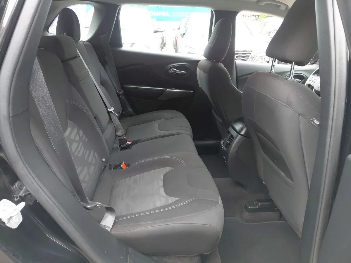 Jeep Cherokee 2.4 Longitude 4x2 At 5p año 2019